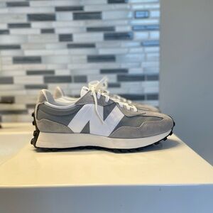 New Balance 327 Grey 10.5 running lifestyle absorb Nike Zoom air max adidas lot